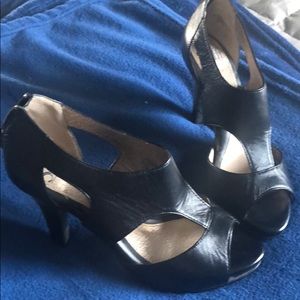 Sexy Black strappy wedges